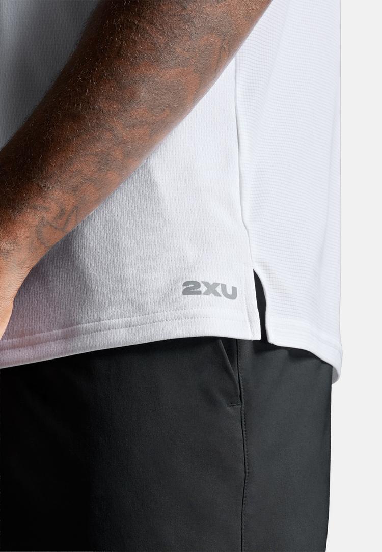 2XU 2XU Aero Mesh Tank Funktionsshirt Herren - white-silver reflective - 4 | SportScheck