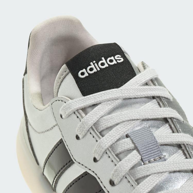 adidas adidas BARREDA DECODE SCHUHE Sneaker Kinder - Silver Metallic / Core Black / Chalk White - 7 | SportScheck