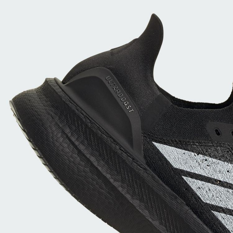 adidas adidas Ultraboost 5 Strung Schuh Laufschuhe Herren - Core Black / Cloud White / Iron Metallic - 7 | SportScheck