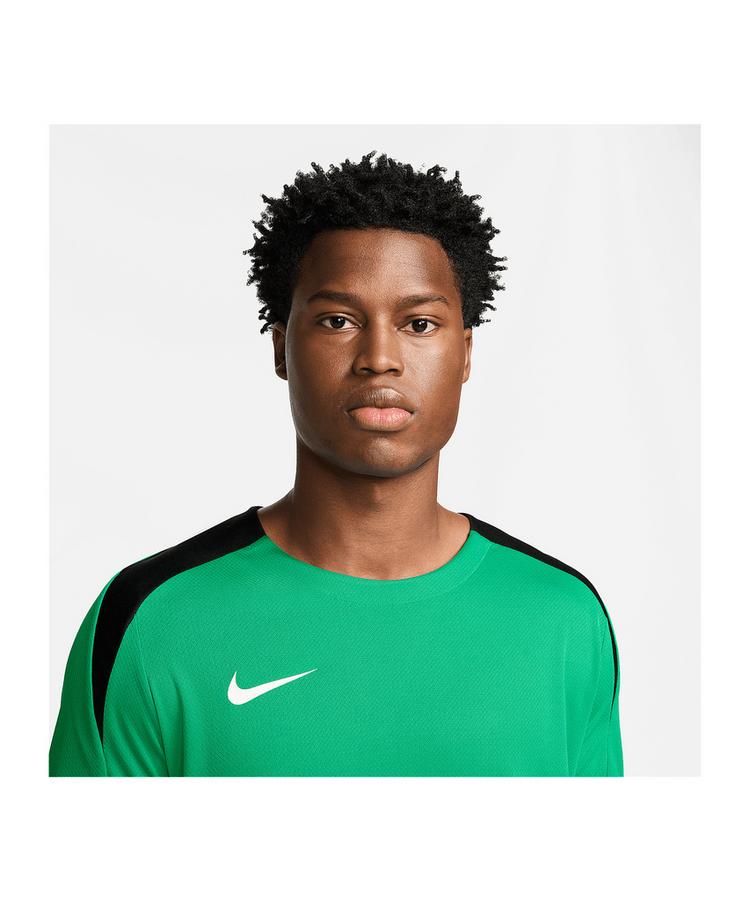 Nike Nike Strike T-Shirt Funktionssweatshirt Herren - gruen - 0 | SportScheck