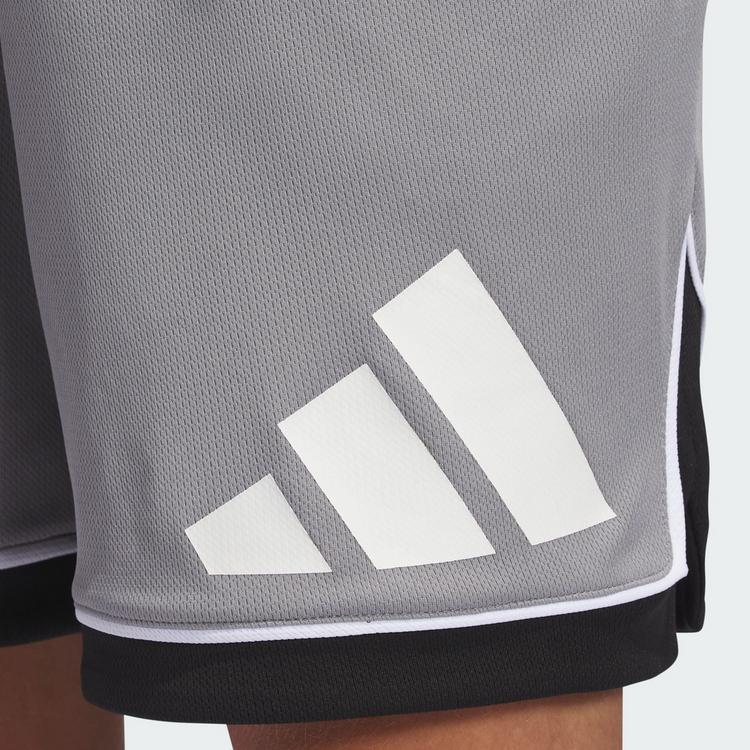 adidas adidas adidas Basketball Badge of Sport Shorts Basketball-Shorts Herren - Grey Three / Black - 0 | SportScheck