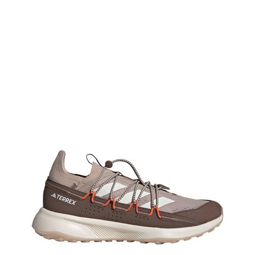 Rückansicht von adidas Terrex Voyager 21 Travel Schuh Walkingschuhe Wonder Taupe / Off White / Earth Strata