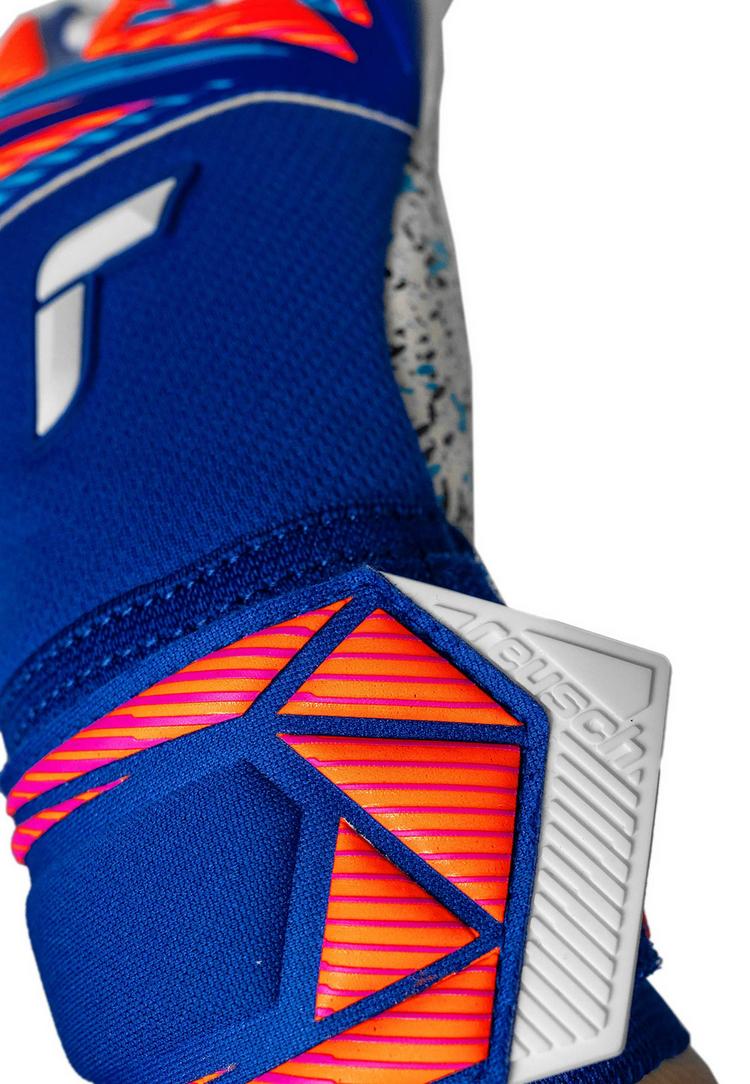 Reusch Reusch Attrakt Fusion NC Torwarthandschuhe - 4126 sharp blu/wht/shock orng - 2 | SportScheck