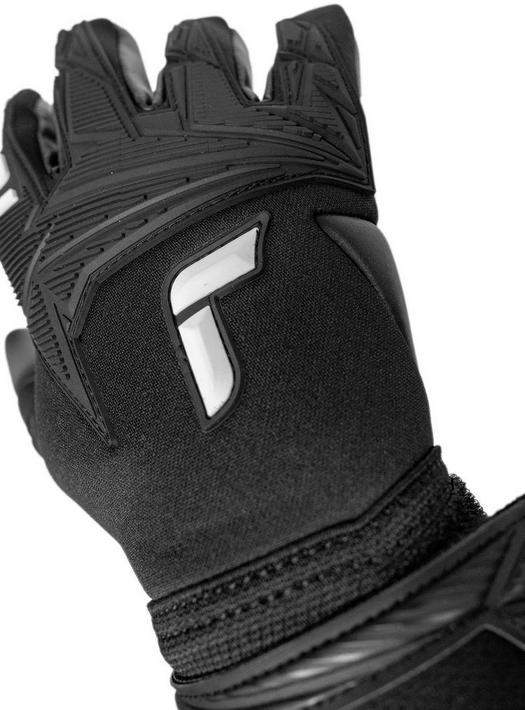 Reusch Reusch Attrakt Infinity Torwarthandschuhe - 7700 black - 3 | SportScheck