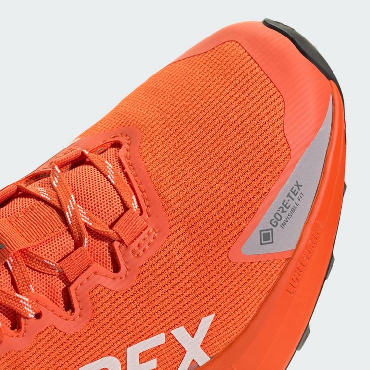 adidas adidas Terrex Agravic GTX Trailrunning-Schuh Laufschuhe Damen - Semi Impact Orange / Cloud White / Carbon - 6 | SportScheck
