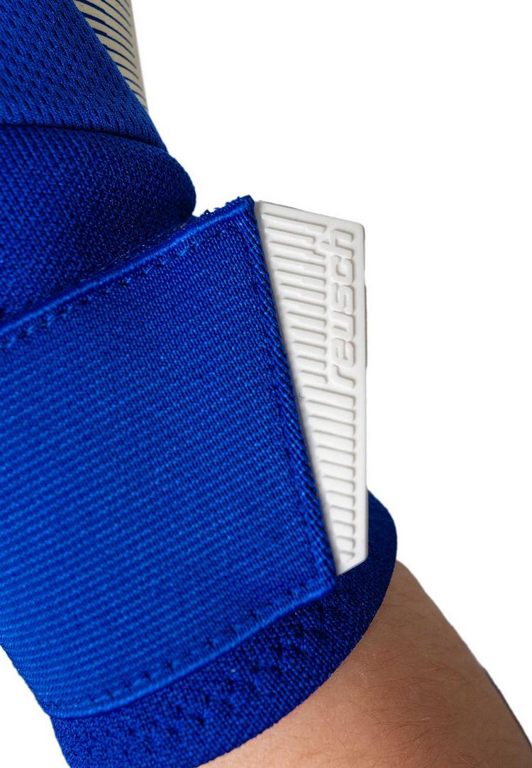 Reusch Reusch Attrakt Gold X NC Gravity Torwarthandschuhe - 4126 sharp blu/wht/shock orng - 4 | SportScheck