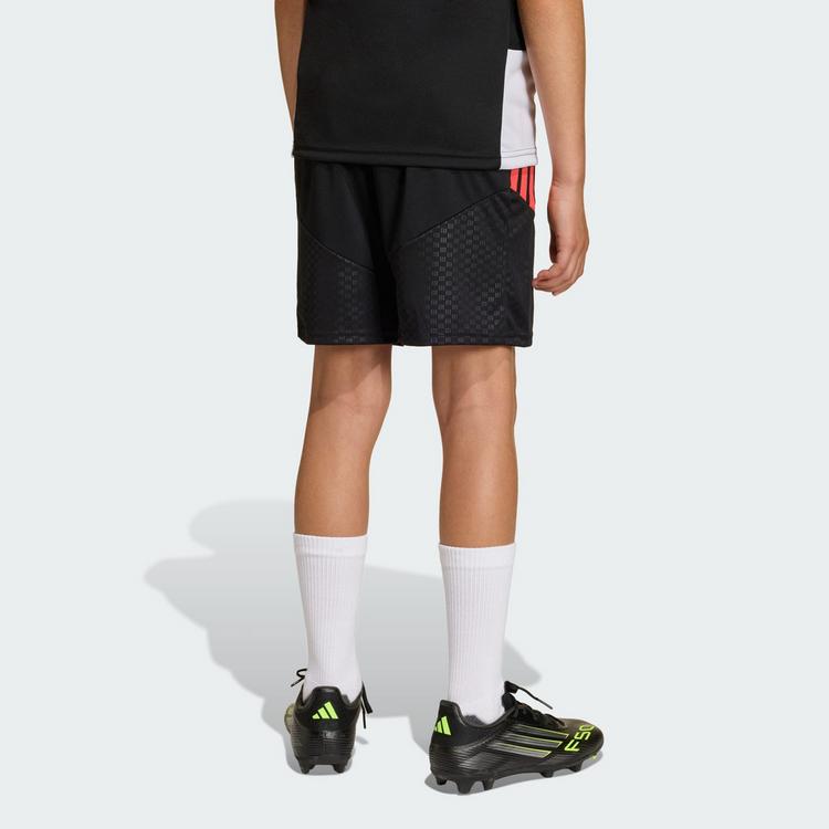 adidas adidas Tiro 26 Competition Kids Trainingsshorts Fu&szlig;ballshorts Kinder - Black / Semi Lucid Red - 1 | SportScheck