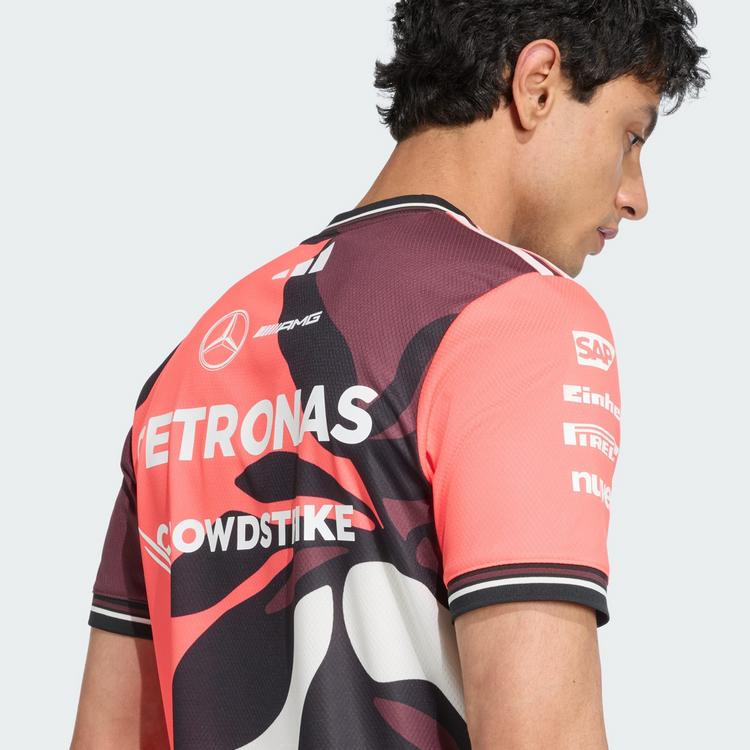 adidas adidas Mercedes - AMG Petronas Formula One Funktionstop Herren - Aurora Ruby / Turbo / Off White - 1 | SportScheck