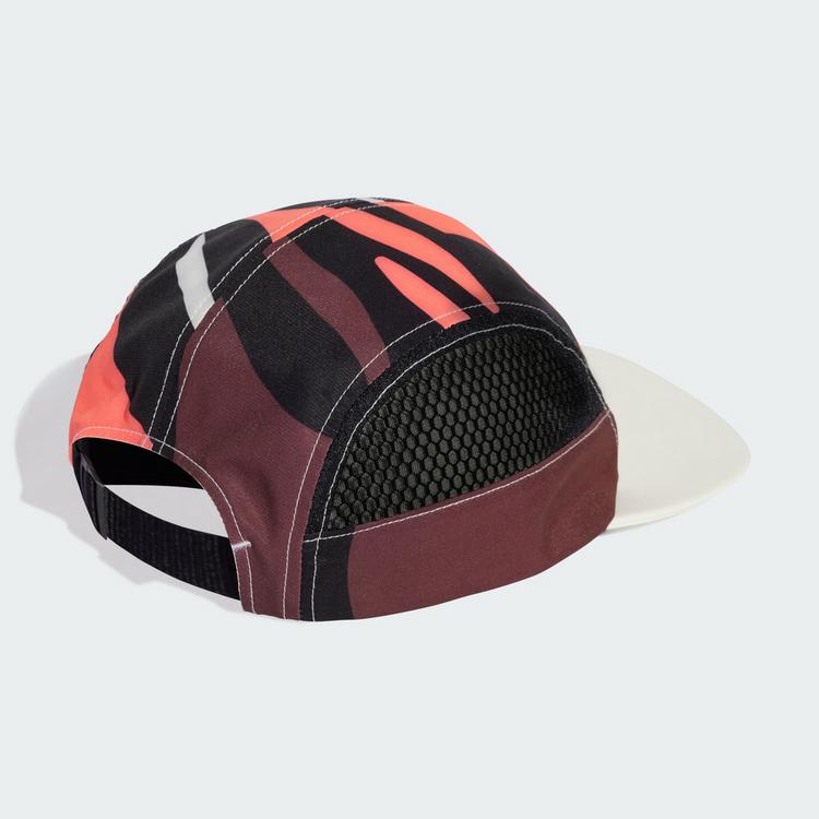adidas adidas Mercedes - AMG Petronas Formula One Cap - Off White / Aurora Ruby / Turbo / Black - 0 | SportScheck