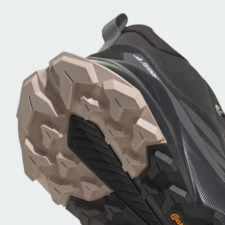 adidas adidas Terrex Trailmaker 2.0 Mid Gore-Tex Wanderschuhe Damen - Core Black / Carbon / Grey Five - 6 | SportScheck