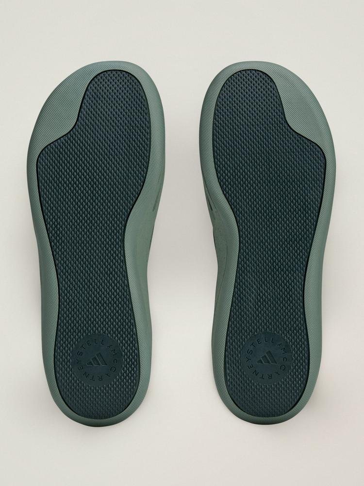 adidas adidas adidas by Stella McCartney Sportswear Fitnessschuhe Damen - Stone Green / Cloud White / Reflective Silver - 2 | SportScheck