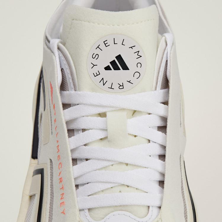 adidas adidas adidas by Stella McCartney Ultraboost 5 Laufschuhe Damen - Ivory / Grey One / Core Black - 7 | SportScheck