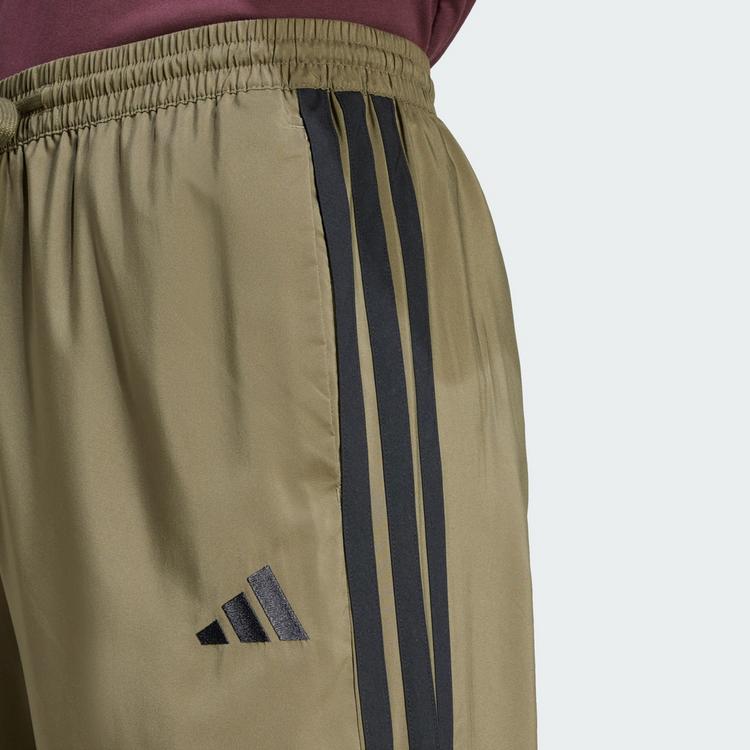 adidas adidas Essentials 3-Streifen Stanford Open Hem Trainingshose Herren - Olive Strata / Black - 1 | SportScheck