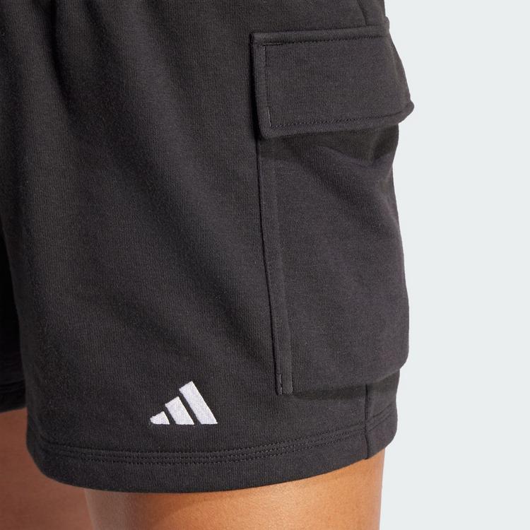 adidas adidas Essentials Small Logo French Terry Funktionsshorts Damen - Black / White - 0 | SportScheck