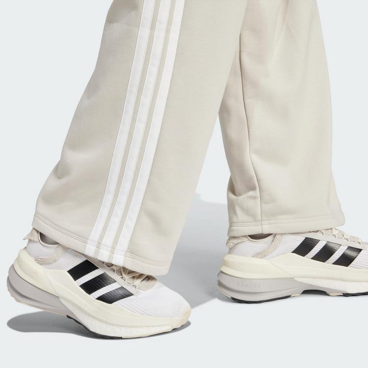 adidas adidas Essentials 3-Streifen Open Hem French Trainingshose Damen - Beige / White - 1 | SportScheck