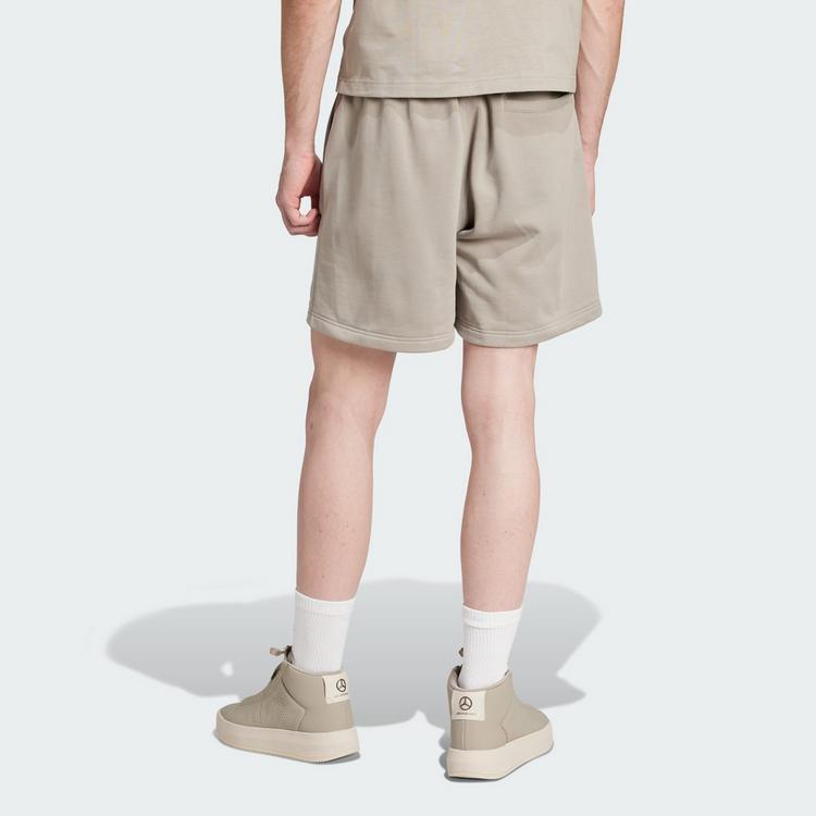 adidas adidas MERCEDES-BENZ AMG PETRONAS FORMULA ONE Shorts Herren - Putty Beige / Beige - 1 | SportScheck