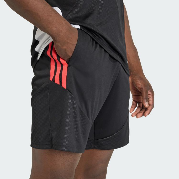 adidas adidas Tiro 26 Competition Trainingsshorts Fu&szlig;ballshorts Herren - Black / Semi Lucid Red - 1 | SportScheck