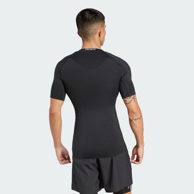 adidas adidas TECHFIT Compression Training 3-Streifen Funktionsshirt Herren - Black - 1 | SportScheck