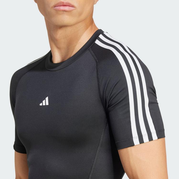adidas adidas TECHFIT Compression Training 3-Streifen Funktionsshirt Herren - Black - 0 | SportScheck