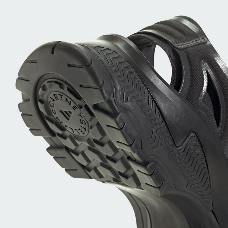 adidas adidas adidas by Stella McCartney Hika Outdoor Outdoorsandalen Damen - Core Black / Core Black / Utility Black - 8 | SportScheck