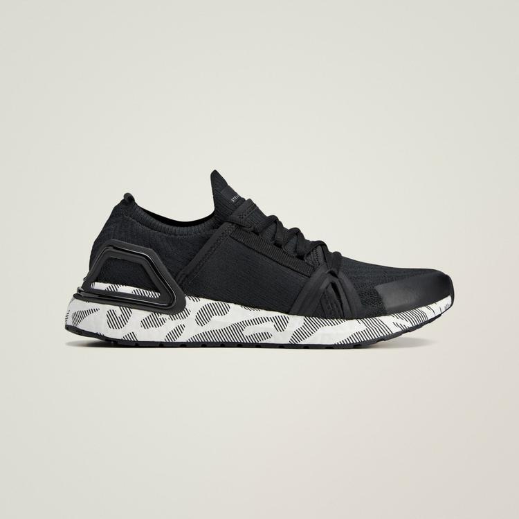 adidas adidas adidas by Stella McCartney Ultraboost Laufschuhe Damen - Core Black / Core Black / Core Black - 6 | SportScheck