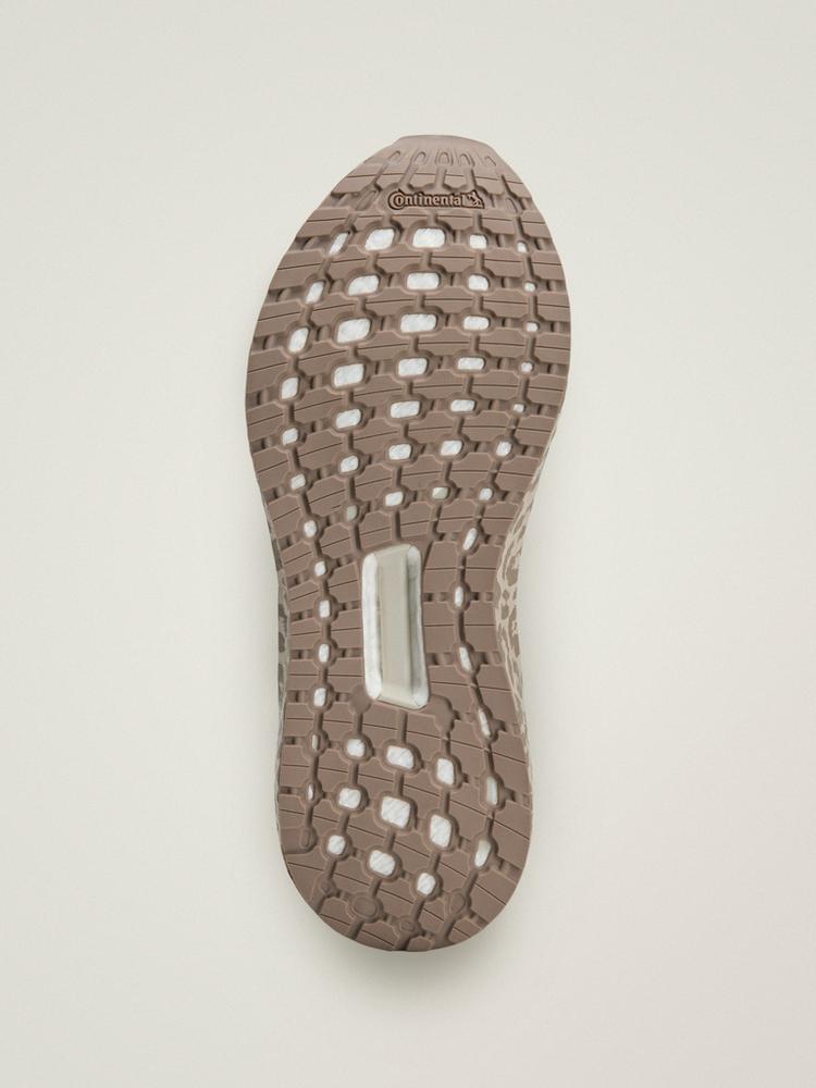 adidas adidas adidas by Stella McCartney Ultraboost Laufschuhe Damen - Chalky Brown / Cloud White / Gobi - 2 | SportScheck