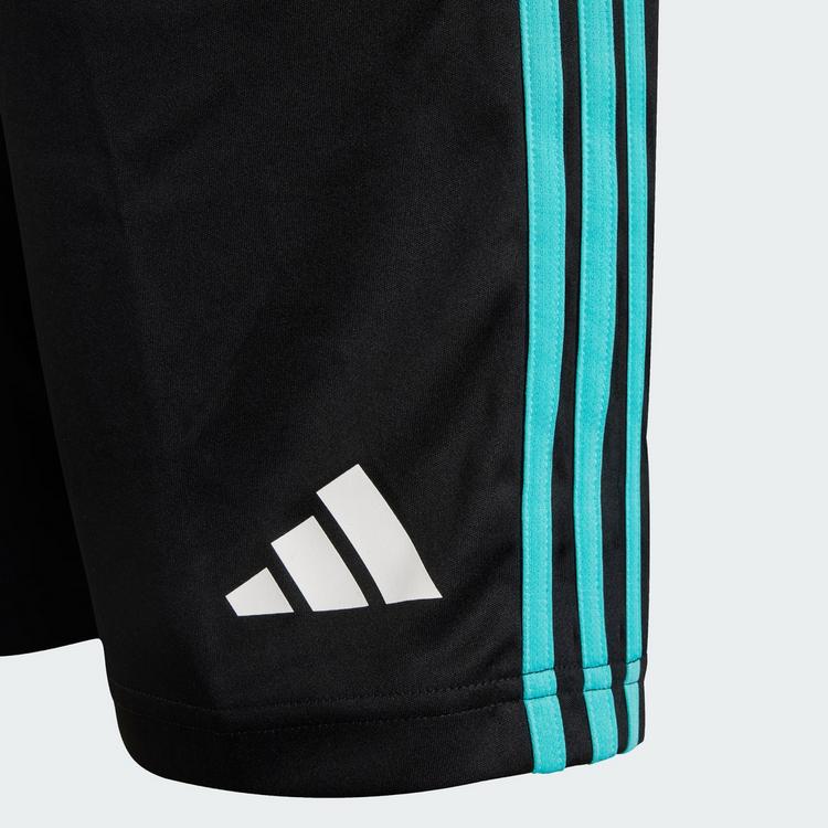 adidas adidas MERCEDES - AMG PETRONAS FORMULA ONE Bermudas Kinder - Black / White - 1 | SportScheck