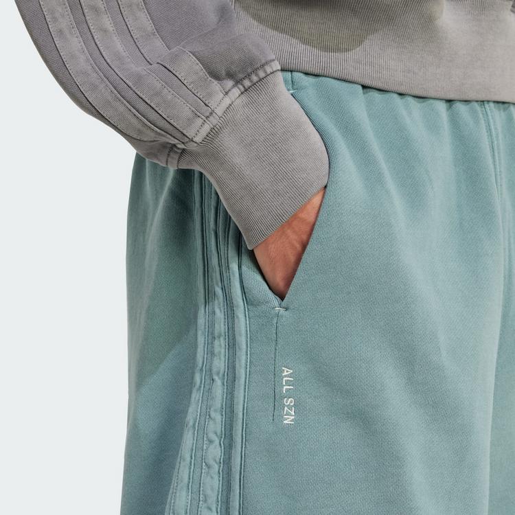 adidas adidas ALL SZN French Terry Shirts, Funktionsshorts Herren - Aurora Ivy - 0 | SportScheck