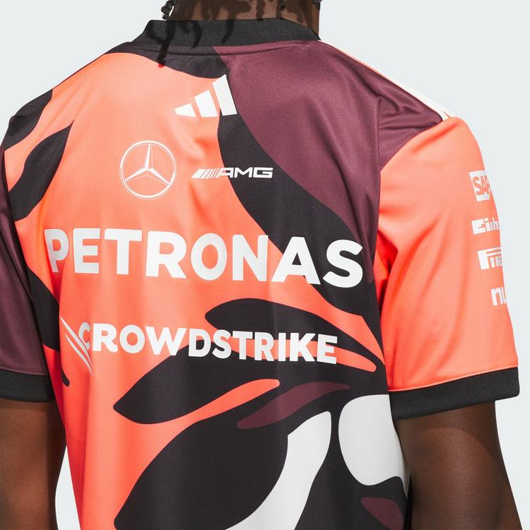 adidas adidas Mercedes - AMG Petronas Formula One Funktionstop Herren - Aurora Ruby / Turbo / Off White - 1 | SportScheck