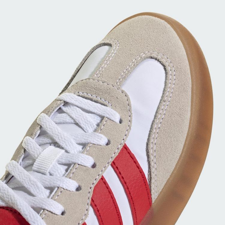 adidas adidas Barreda Decode Manchester United Kids Sneaker Kinder - Cloud White / Strawberry Red / Gum - 6 | SportScheck