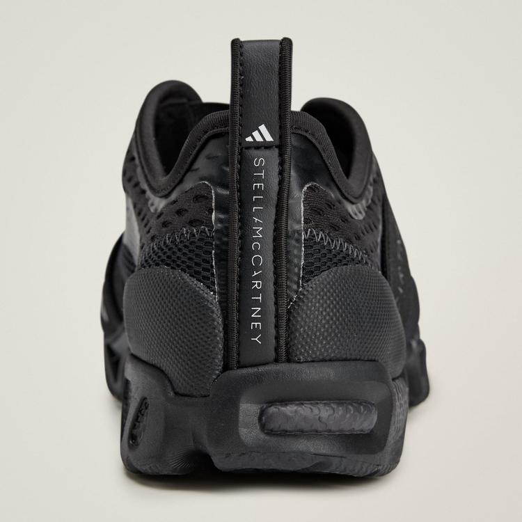 adidas adidas adidas by Stella McCartney Sportswear X Fitnessschuhe Damen - Core Black / Ecoblack / Chalky Brown - 6 | SportScheck