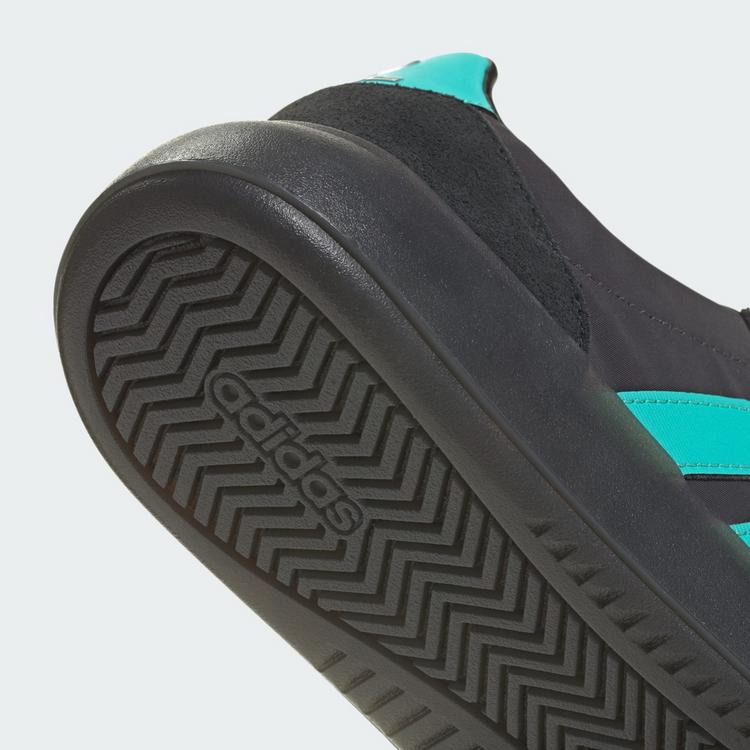 adidas adidas MERCEDES - AMG PETRONAS FORMULA ONE Fahrradschuhe - Carbon / Semi Mint Rush / Core Black - 6 | SportScheck