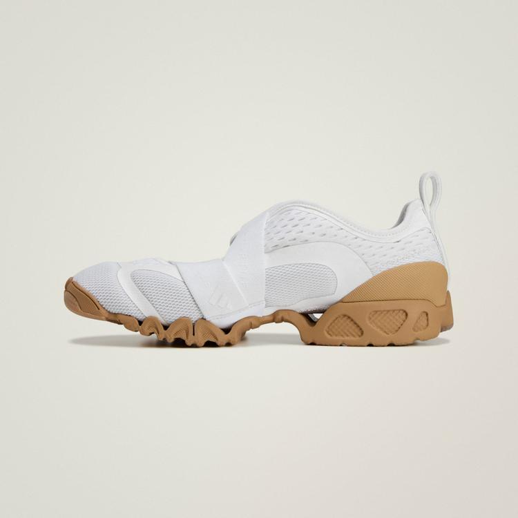 adidas adidas adidas by Stella McCartney Sportswear X Fitnessschuhe Damen - Cloud White / Ivory / Wonder Sage - 5 | SportScheck