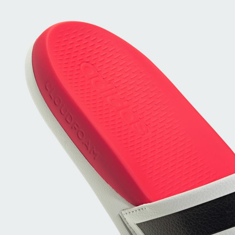 adidas adidas ADILETTE COMFORT 2.0 BADESCHLAPPEN Badelatschen - Crystal White / Core Black / Lucid Red - 7 | SportScheck