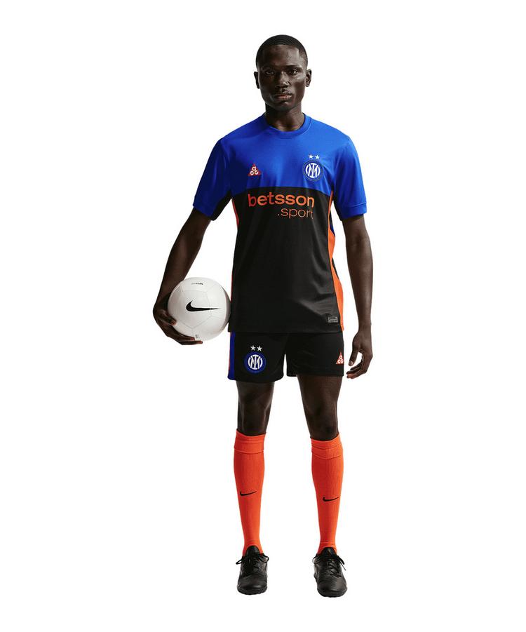 Nike Nike ACG X Inter Mailand 4th Short 2025/2026 Fu&szlig;ballshorts Herren - schwarzorange - 0 | SportScheck