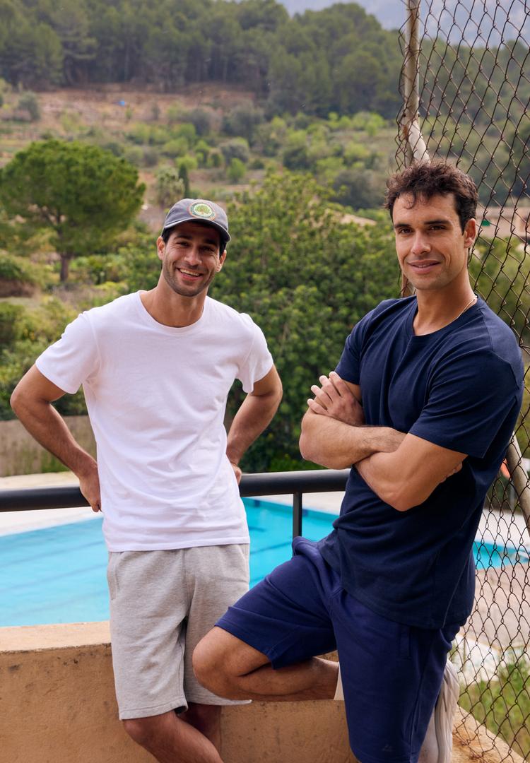 DANISH ENDURANCE DANISH ENDURANCE Basic Crew Neck T-Shirt Herren - white_dark navy - 0 | SportScheck