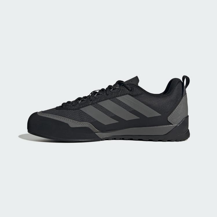 adidas adidas Terrex Skychaser Solo Zustiegsschuh Sneaker Herren - Core Black / Carbon / Grey Four - 5 | SportScheck