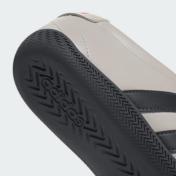adidas adidas GRAND COURT LO AUDI REVOLUT F1 TEAM Fahrradschuhe Damen - Chalk Pearl / Utility Black / Hi-Res Red - 6 | SportScheck
