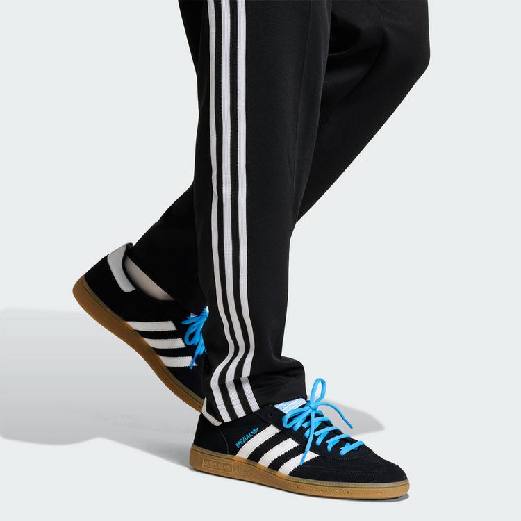 adidas adidas Argentinien&nbsp;Originals&nbsp;Trainingshose. Trainingshose Herren - Black - 1 | SportScheck
