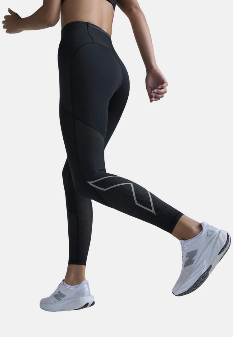 2XU 2XU Aero Mesh Hi-Rise Tights Tights Damen - black-silver reflective - 7 | SportScheck