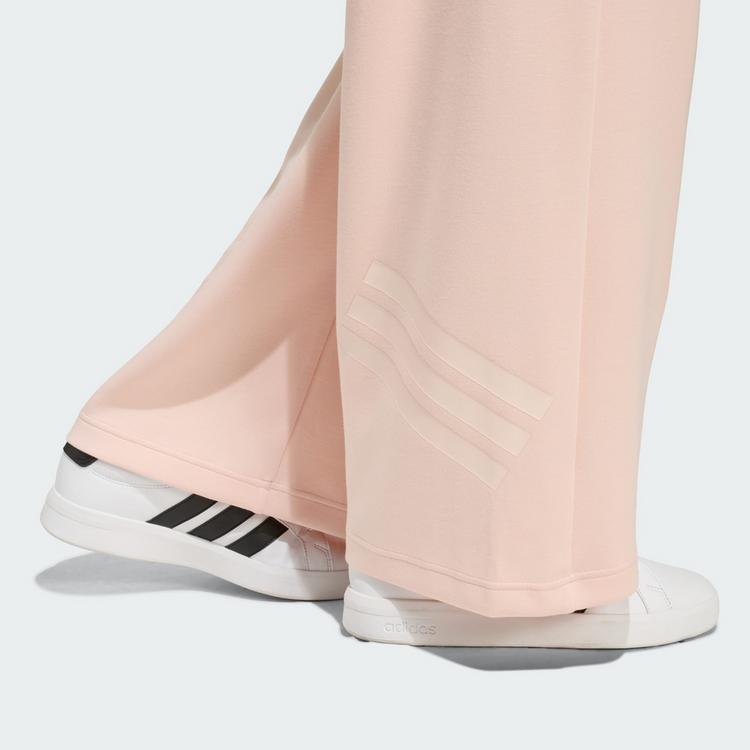 adidas adidas FUTURE ICONS 3-STREIFEN HOSE MIT WEITEM Stoffhose Kinder - Blush Pink / Pink Tint - 1 | SportScheck
