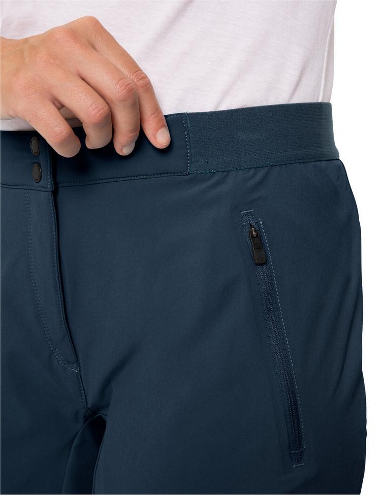 VAUDE VAUDE Women's Scopi LW Shorts II Funktionshose Damen - dark sea uni - 1 | SportScheck