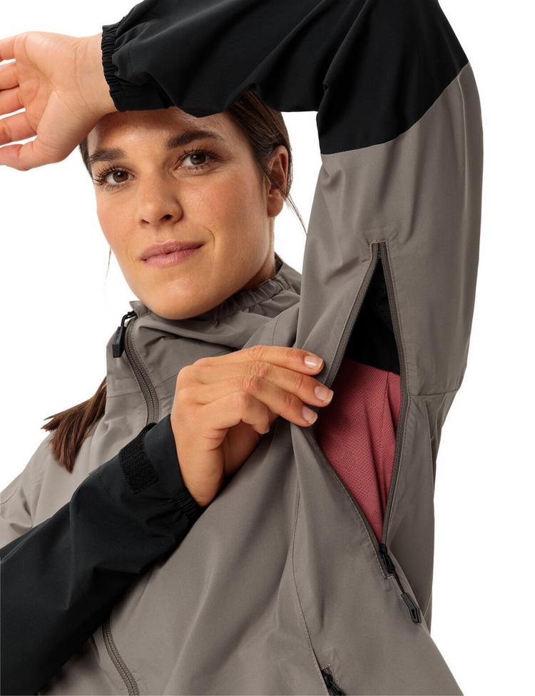 VAUDE VAUDE Women's Moab Rain Jacket II Outdoorjacke Damen - coconut - 1 | SportScheck