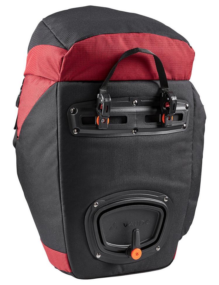 VAUDE VAUDE OnTour Back Fahrradtasche - black/carmine - 0 | SportScheck