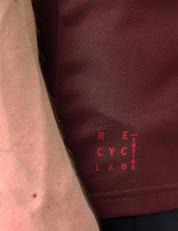 VAUDE VAUDE Men's Moab T-Shirt VI T-Shirt Herren - glowing red/black - 0 | SportScheck