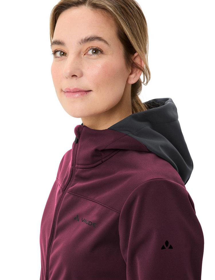 VAUDE VAUDE Women's Qimsa Hooded Softshell Jacket Outdoorjacke Damen - cassis uni - 1 | SportScheck