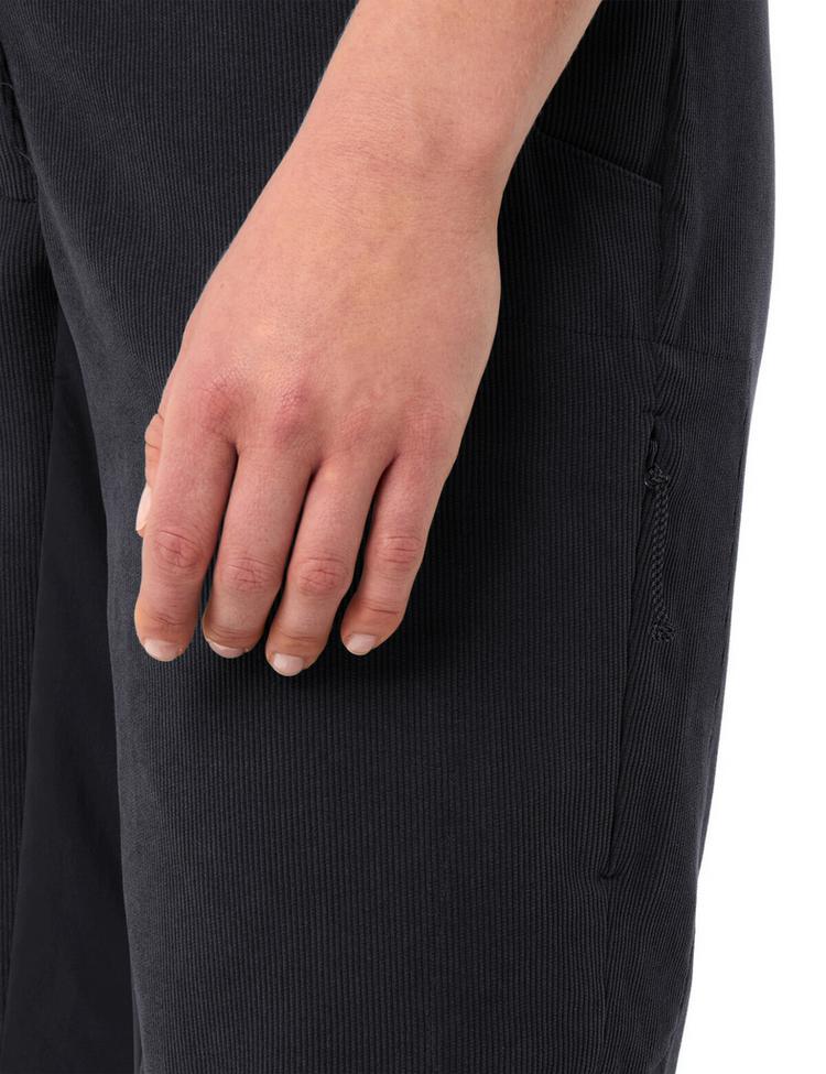 VAUDE VAUDE Women's Loamer Base Cord Shorts Fahrradhose Damen - black - 0 | SportScheck