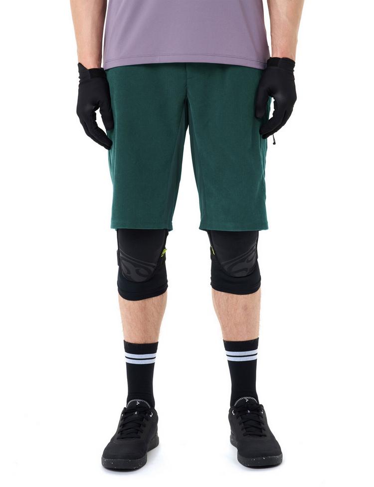 VAUDE VAUDE Men's Loamer Base Cord Shorts Fahrradhose Herren - deep pond - 2 | SportScheck