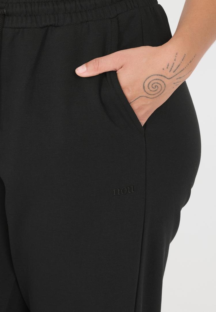 NOU NOU Vacay Sweathose Damen - 1001 Black - 2 | SportScheck