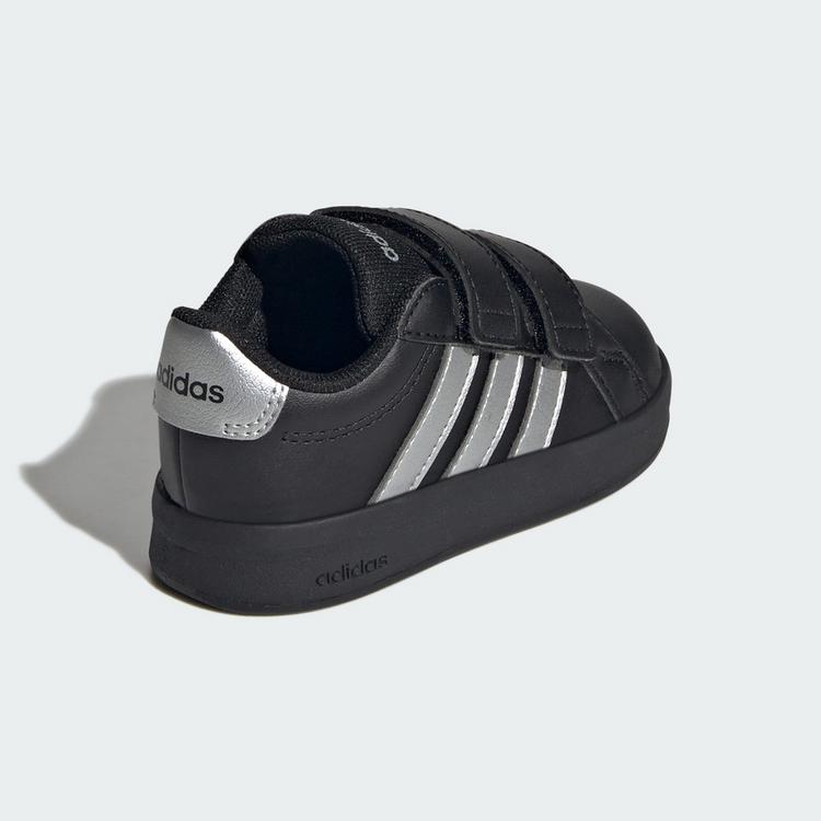 adidas adidas GRAND COURT 3.0 KIDS SCHUH Sneaker Kinder - Core Black / Silver Metallic / Core Black - 4 | SportScheck